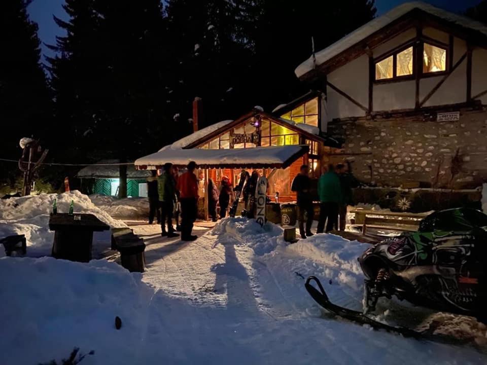 Хижа Ловна В Рила Panichishte Bagian luar foto