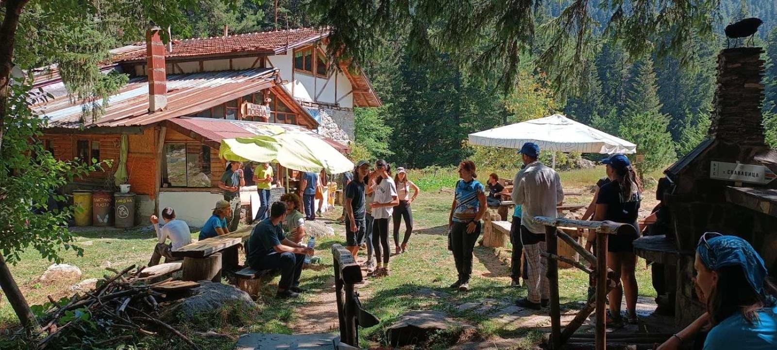 Хижа Ловна В Рила Panichishte Bagian luar foto